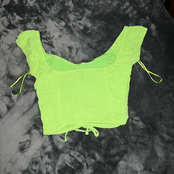 Princess Polly Darshan Crop Top in Lime Size 2 - Picture 8 of 13